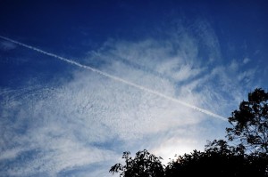 Contrail-and-Its_Shadow-Buncha-2010-12-19