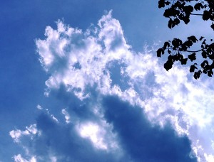 Cumulus_fractus-2012-05-06-Buncha-800x609