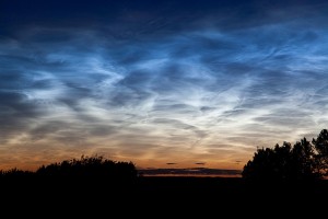 Noctilucent_Clouds-566547main_Dave-Hughes1