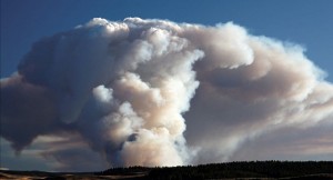 Pyrocumulus-as_a_result_of_forest_fires_near_Yellowstone_National_Park_USA